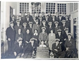 Leeuw bier jubilaris Philips 1937 a